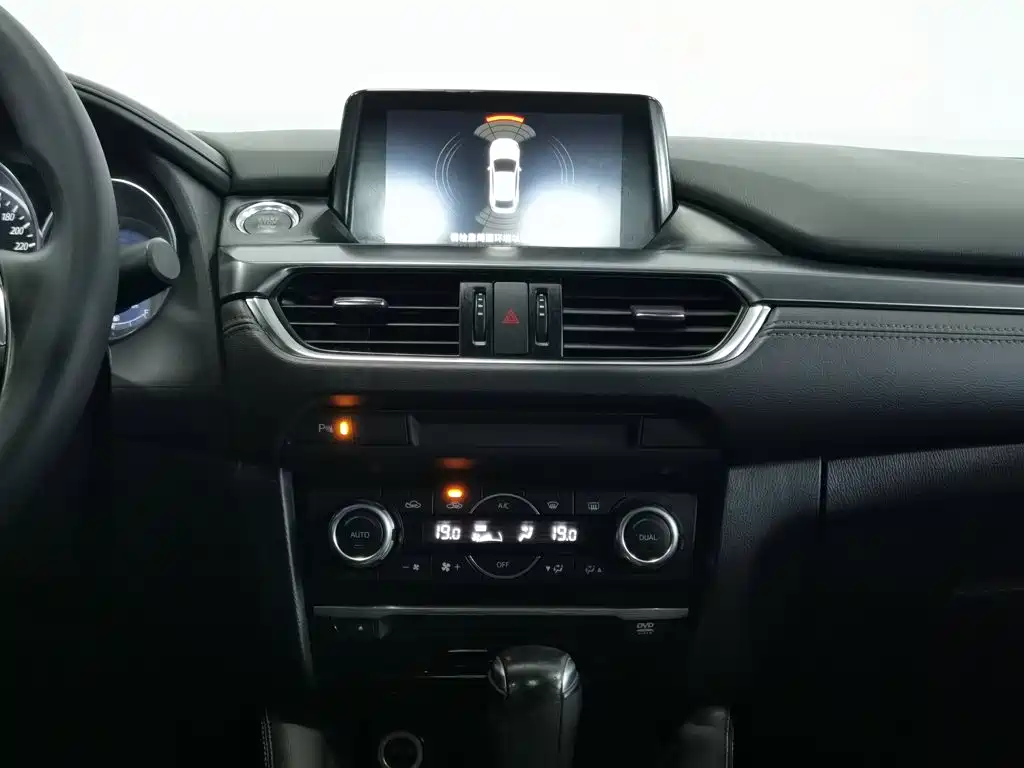 Mazda Atenza — миниатюра 12