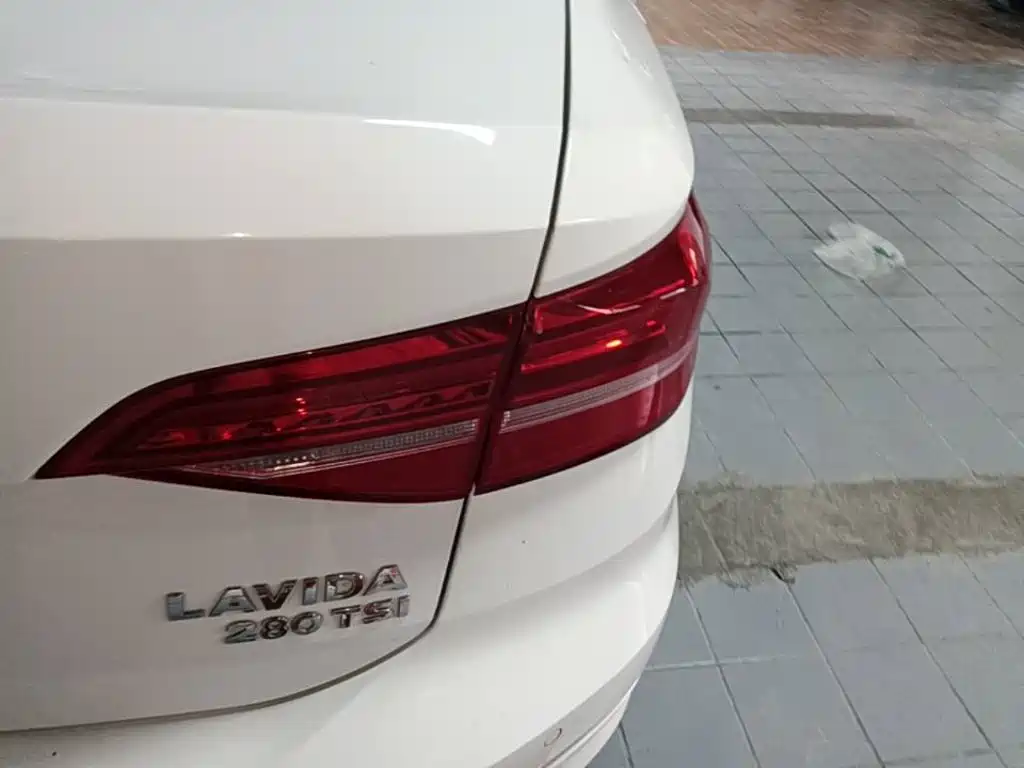 Volkswagen Lavida 2019 280TSI DSG Comfort VI