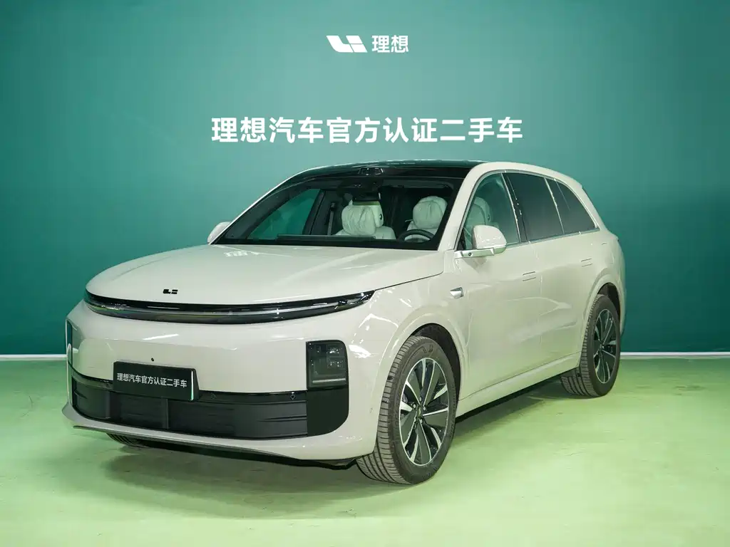 Li Auto Li L6 2025