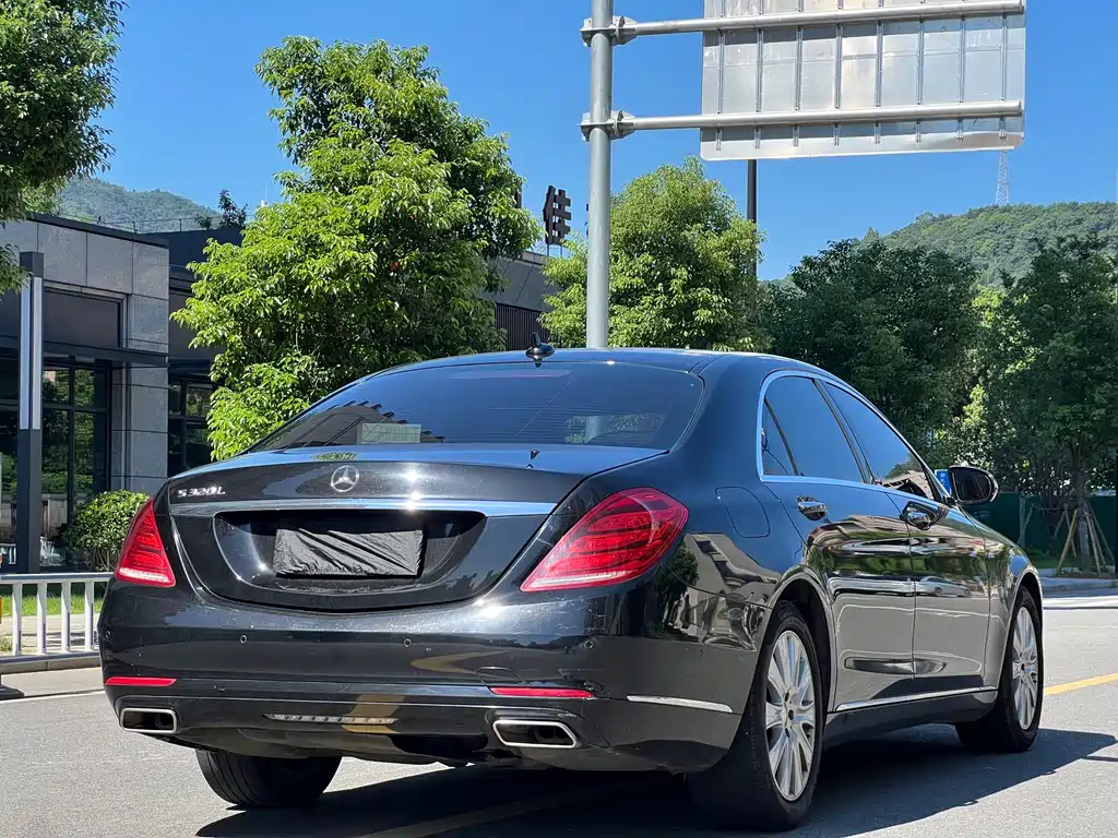 MERCEDES-BENZ S CLASS