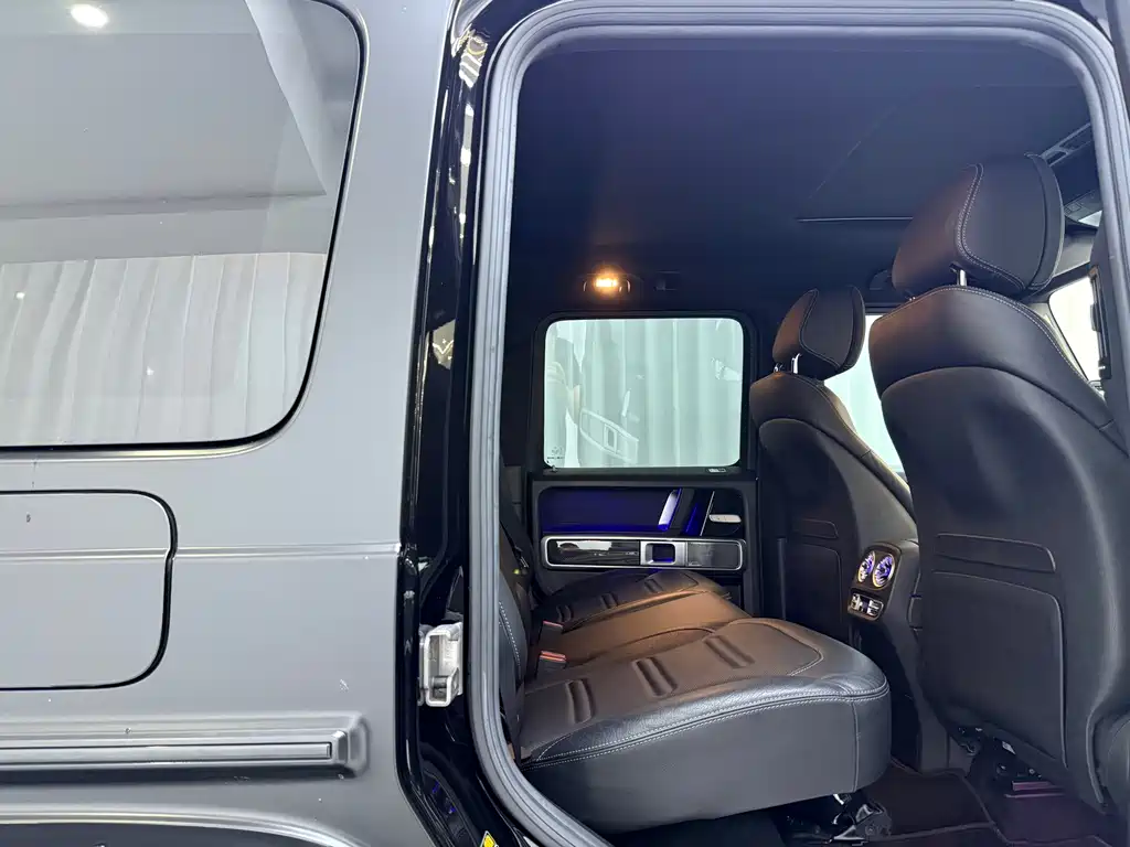 Mercedes-Benz G-Class — миниатюра 14