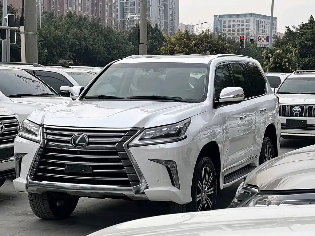 Lexus LX 2017 570 Premium Luxury Edition