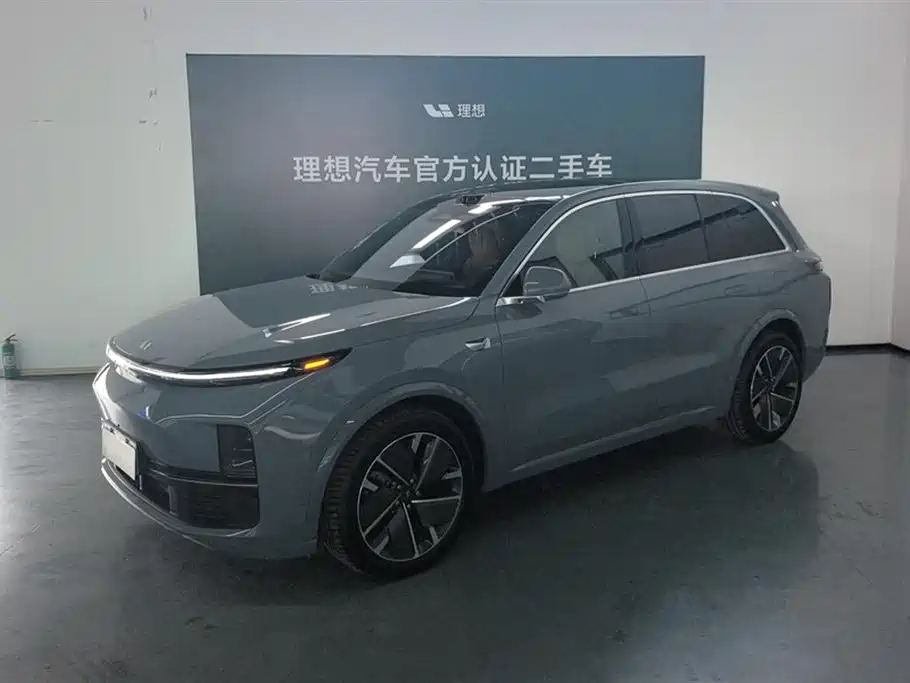 Li Auto Li L8 2025