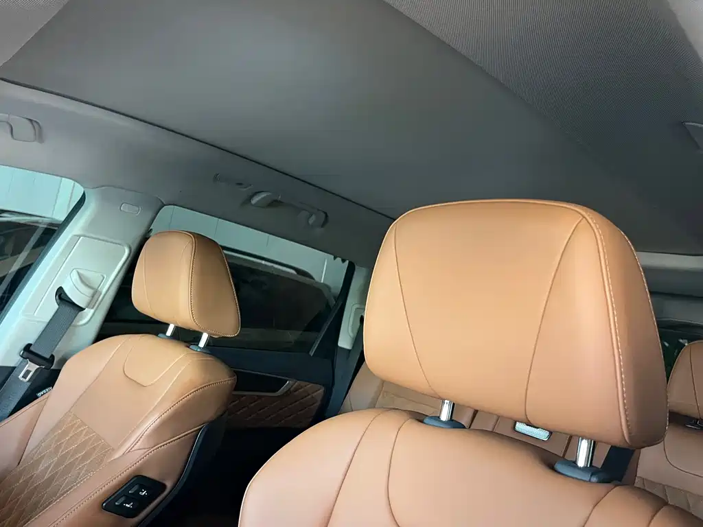 Hongqi Hongqi HS7 — миниатюра 13