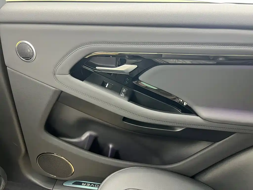 Land Rover Evoque — миниатюра 41