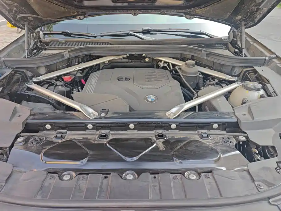 BMW X5 — миниатюра 10