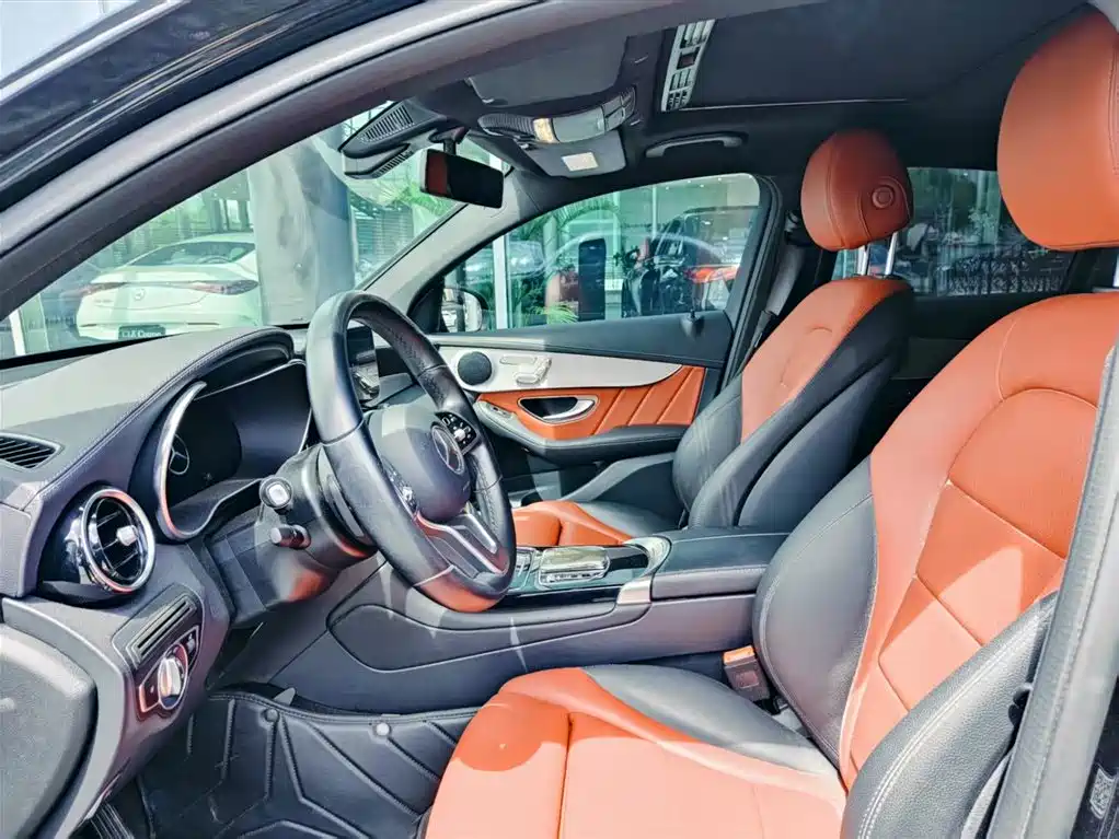 Mercedes-Benz GLC 2020 GLC 260 4MATIC SUV