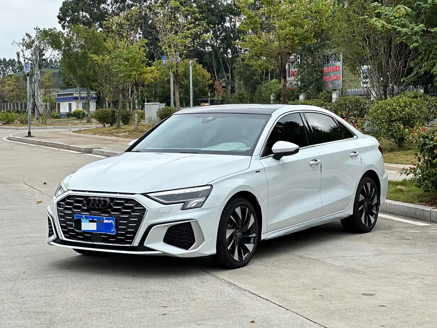 奥迪A3 2023款 A3L Limousine 35 TFSI 时尚运动型 2023