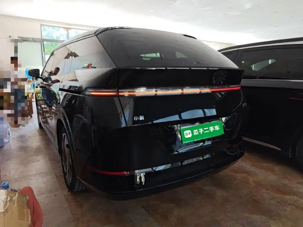 XPeng X9 — миниатюра 5