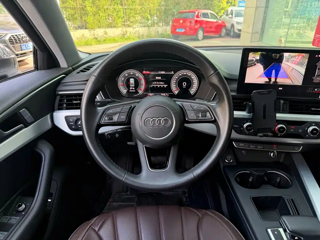 Audi A4L — миниатюра 14