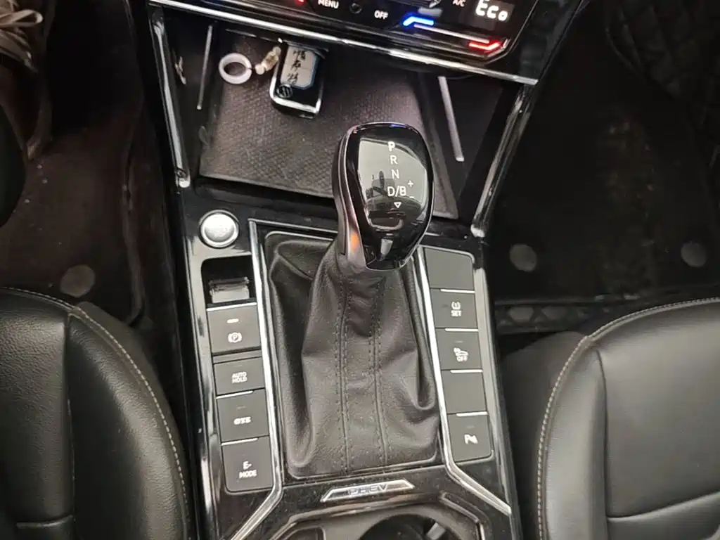 Volkswagen 帕萨特插电混动 — миниатюра 14