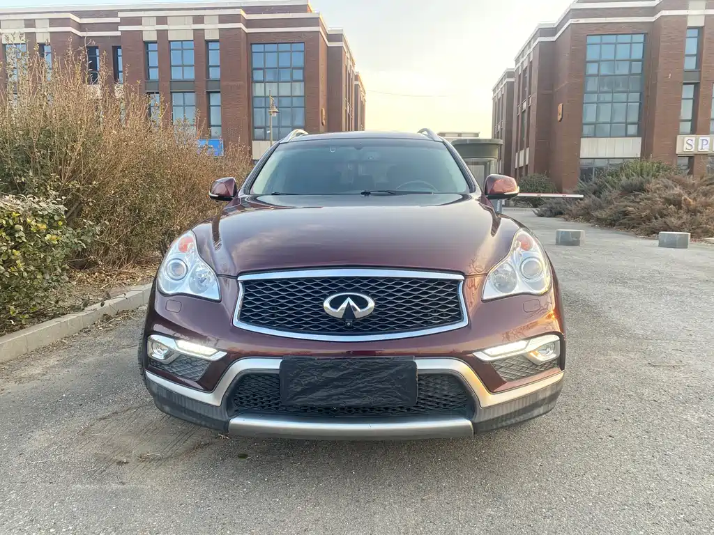 INFINITI QX50