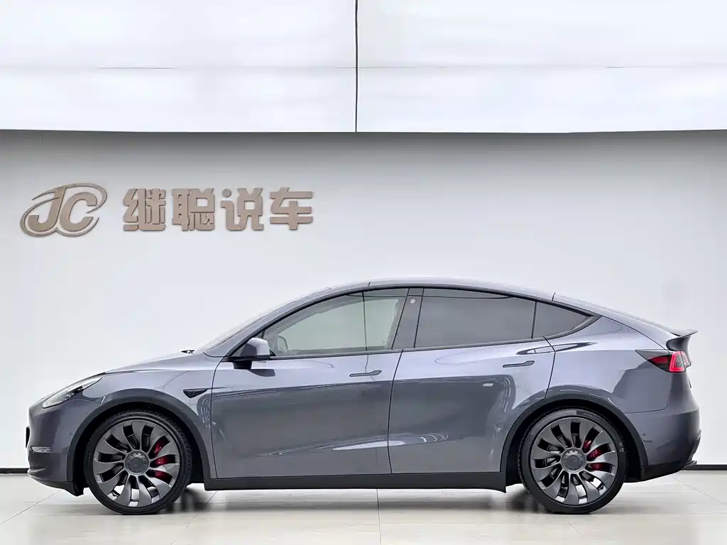 Tesla Model Y — фотографии объявления, Фото 18