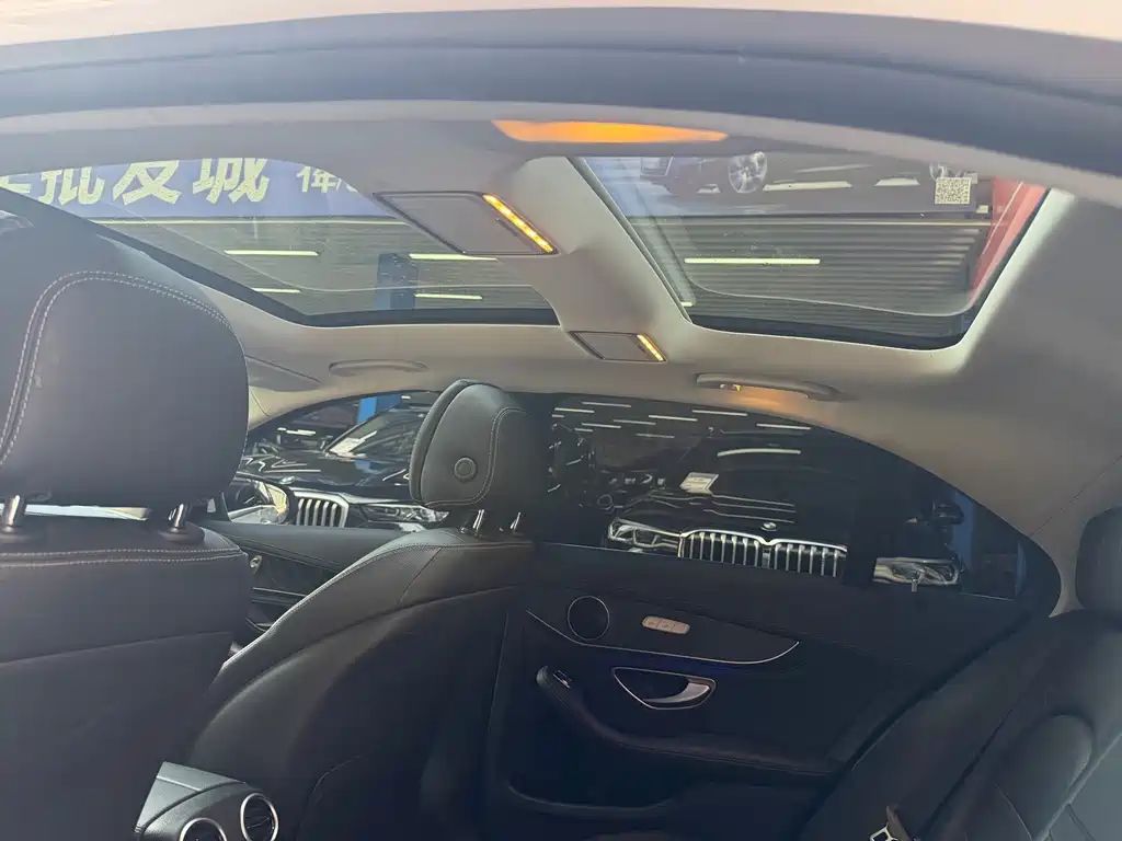 Mercedes-Benz C-Class — миниатюра 14