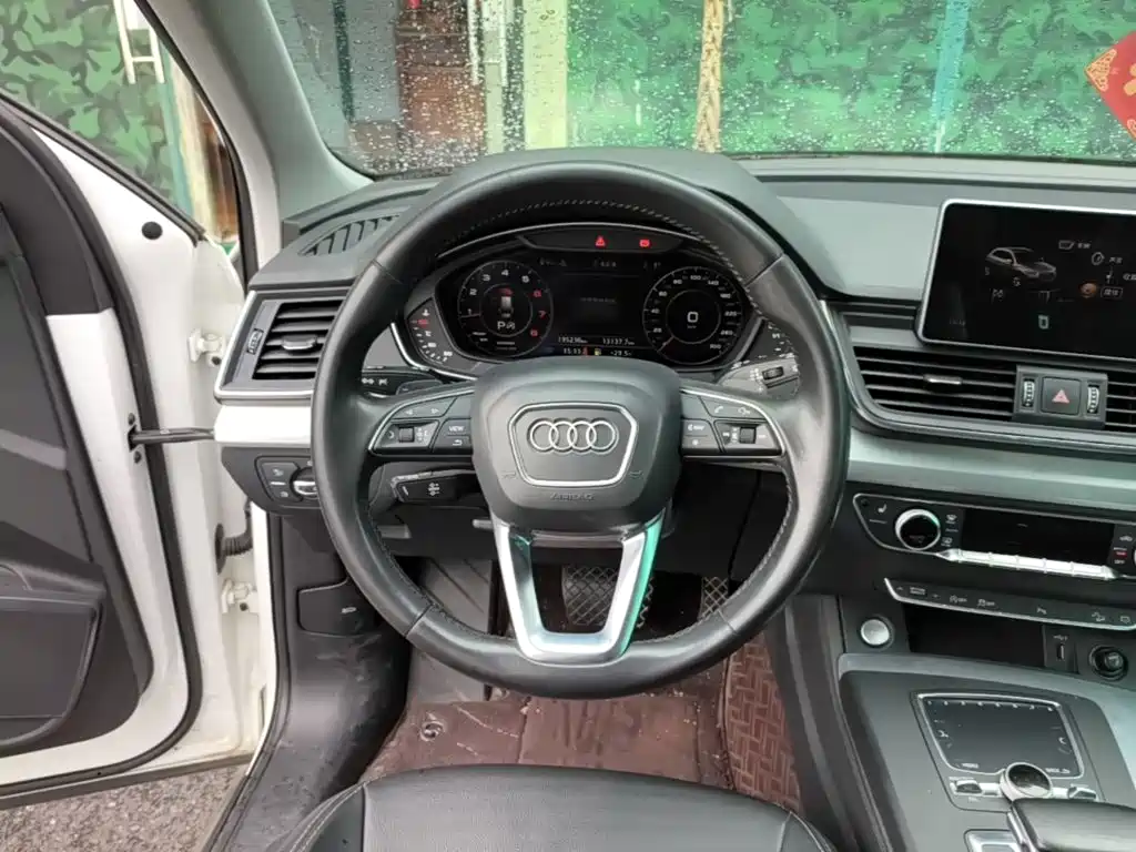 Audi Q5L — миниатюра 11