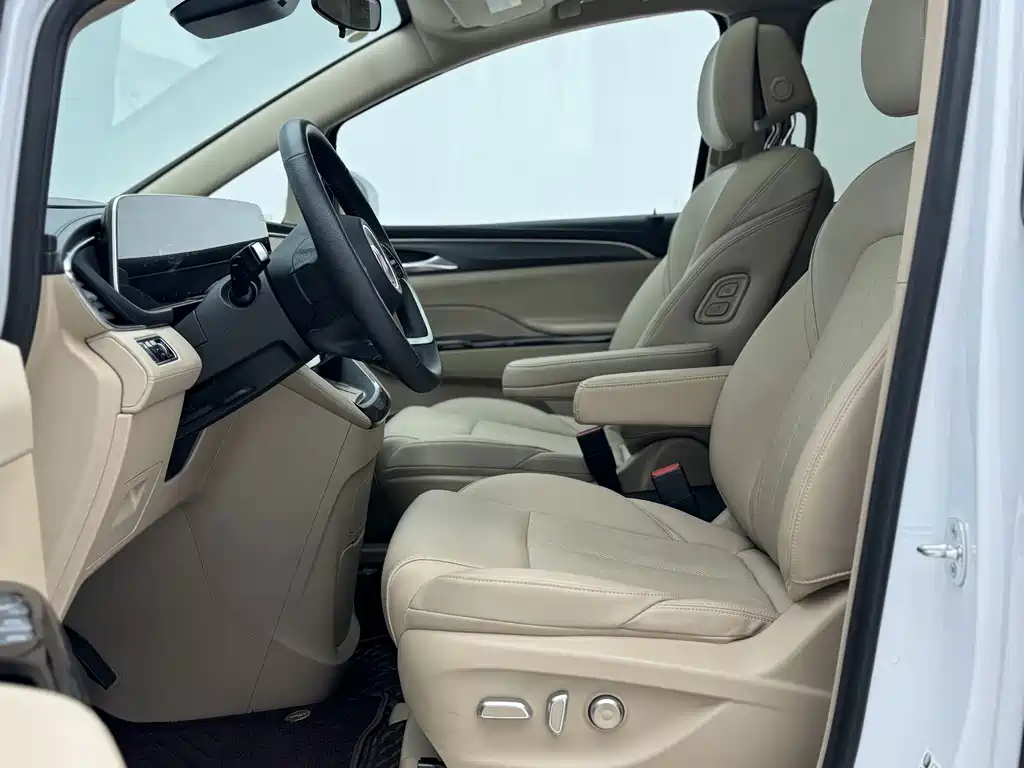 Buick GL8 Hybrid 陆尚 尊享版, фото 5