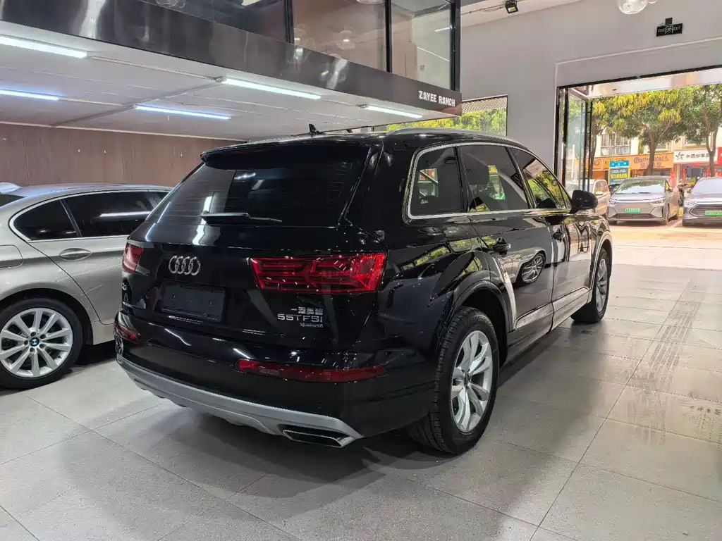 Audi Q7 2018 40 TFSI Comfort