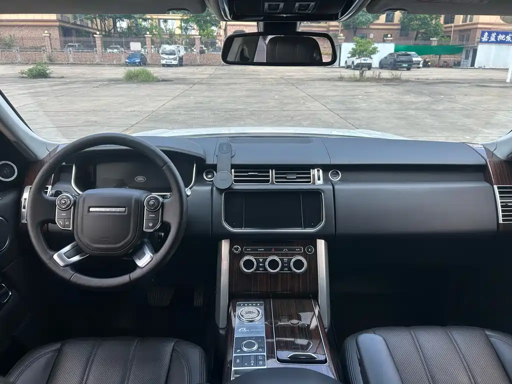 Land Rover Range Rover 2016 3.0 SC V6 Vogue Long Wheelbase