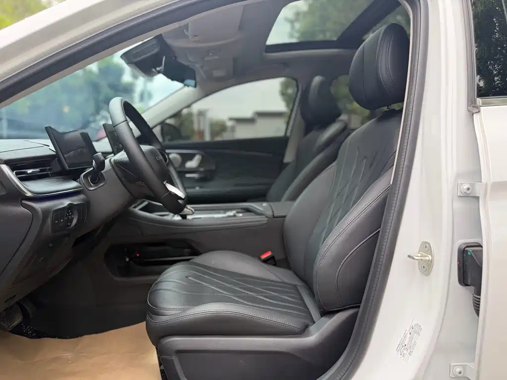 Chery Arrizo 8 PRO 1.6T DCT Comfort Type, фото 15
