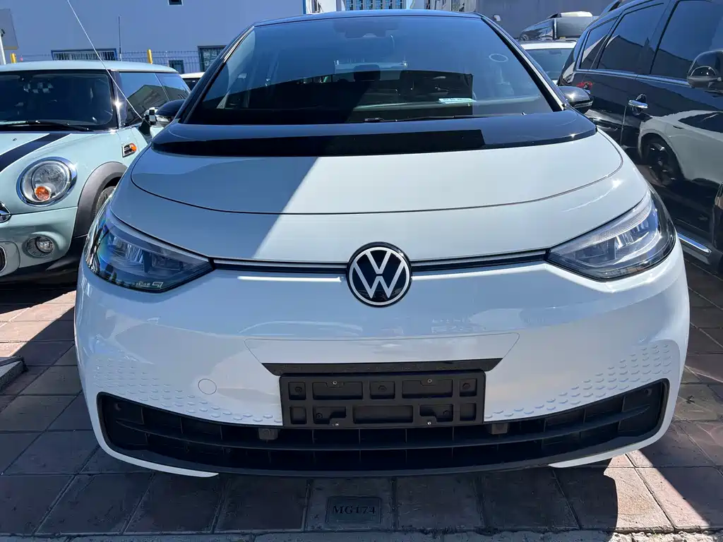 Volkswagen ID.3 — миниатюра 2