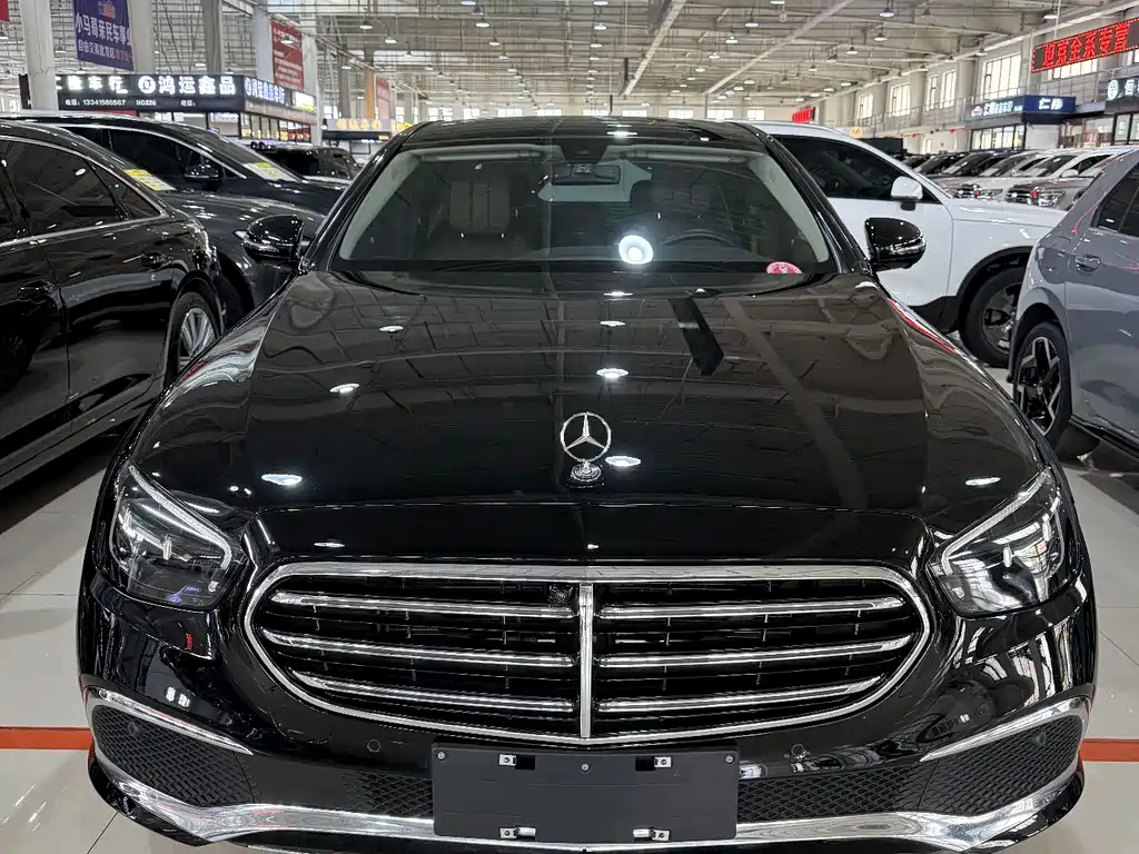 Mercedes-Benz E-Class 2023