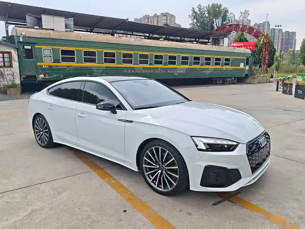 Audi A5 2024 Sportback 40 TFSI quattro Luxury