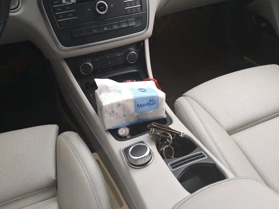 Mercedes-Benz GLA — миниатюра 16