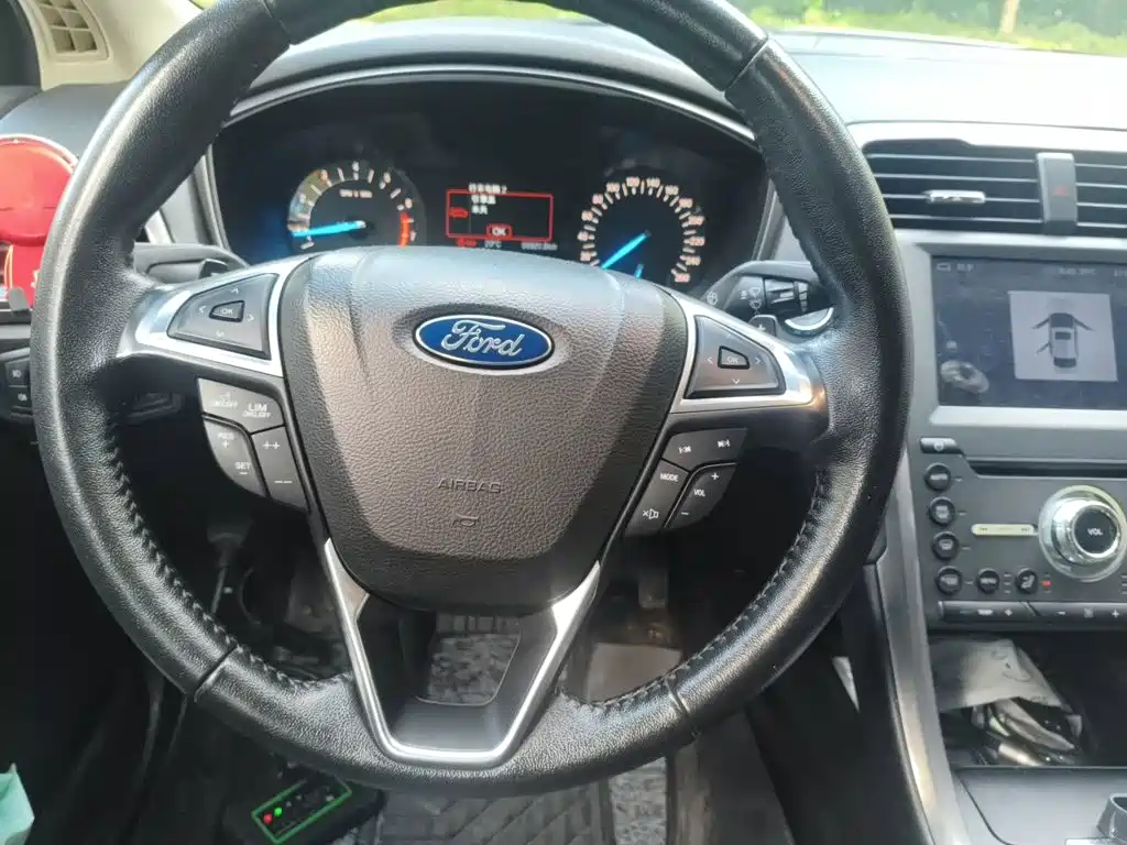 Ford Mondeo — миниатюра 3