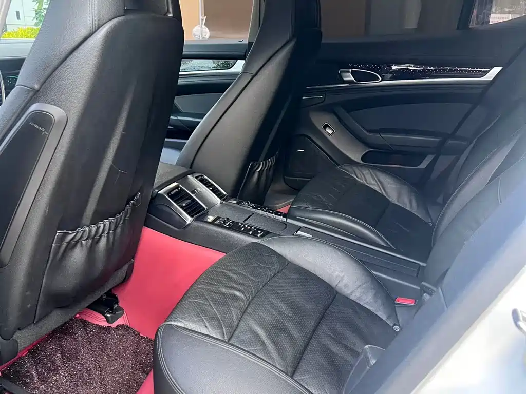 Porsche Panamera — миниатюра 6