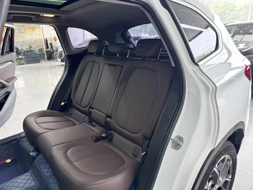 BMW X1 — миниатюра 13