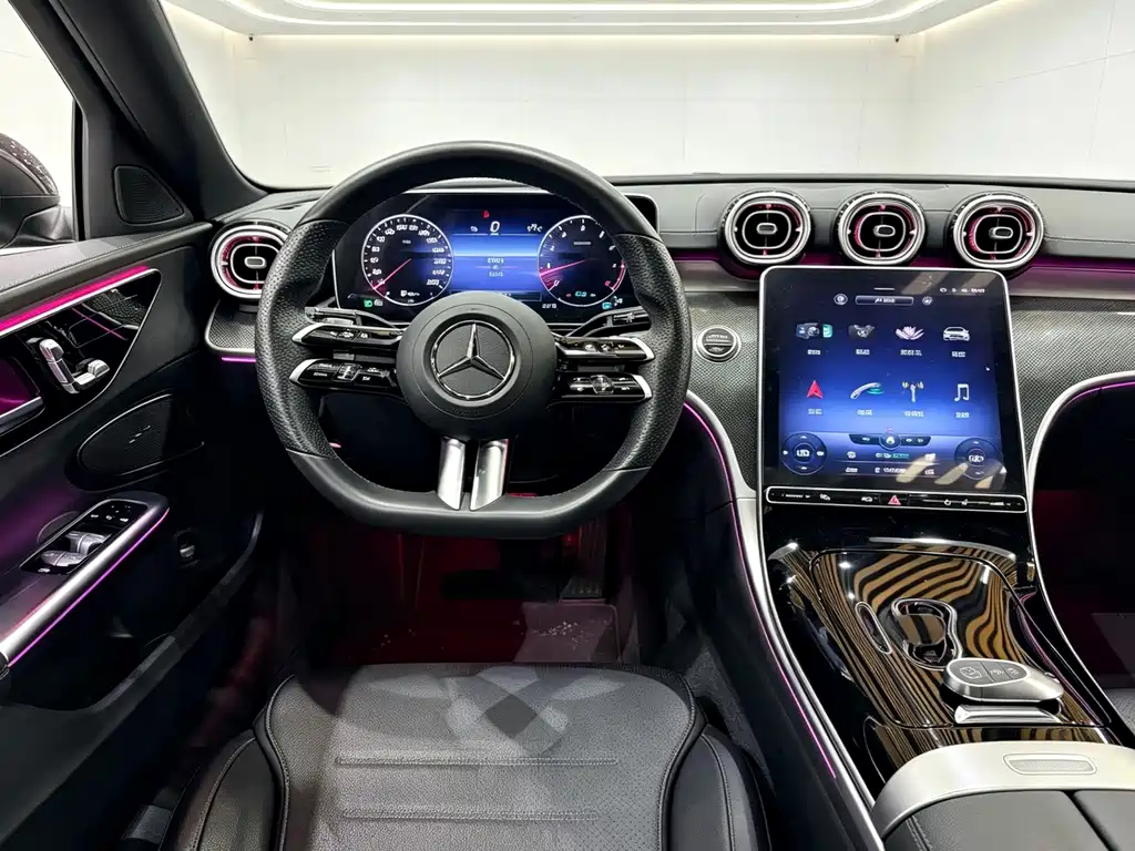 Mercedes-Benz C-Class — миниатюра 7