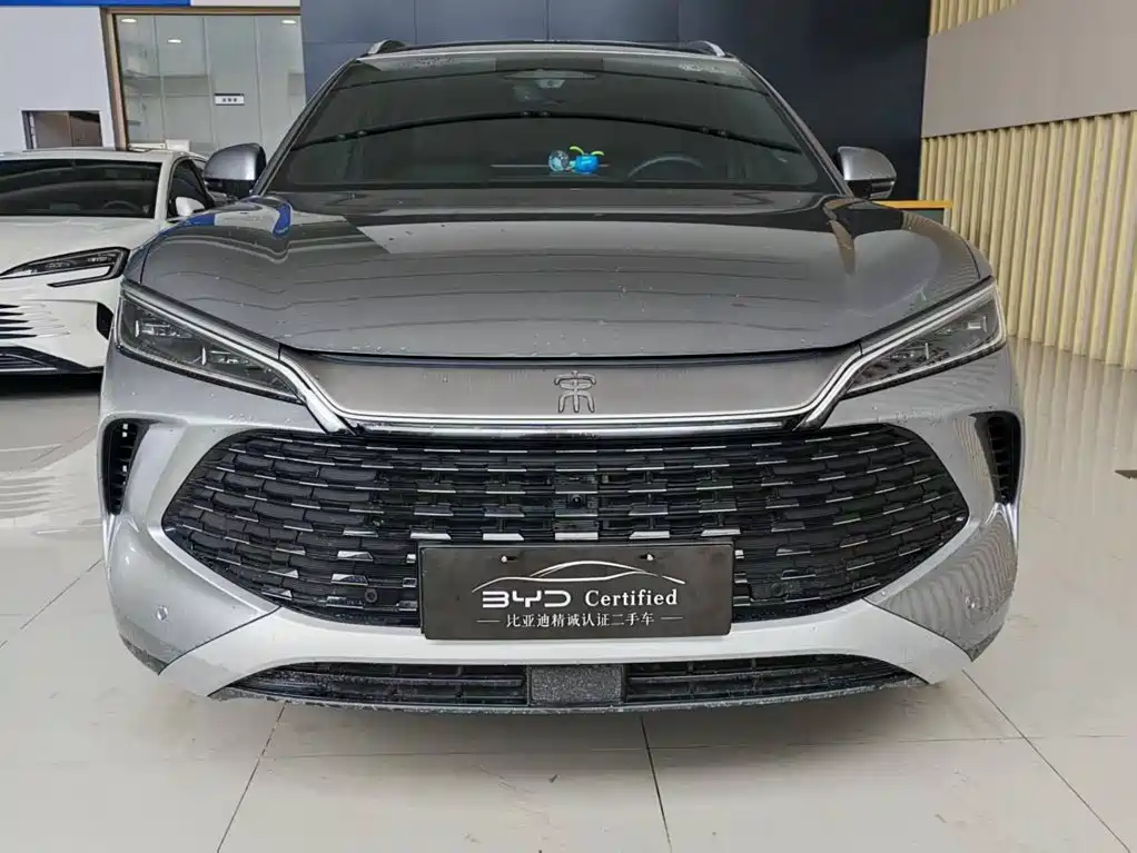 BYD L DM-i — миниатюра 2