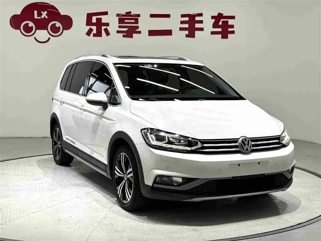 Volkswagen Touran — миниатюра 7