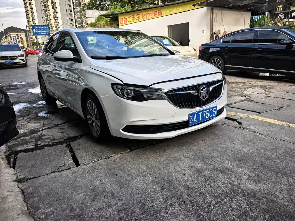 Buick Excelle — миниатюра 3