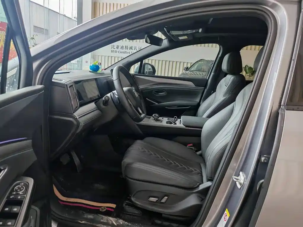 BYD L DM-i — миниатюра 12