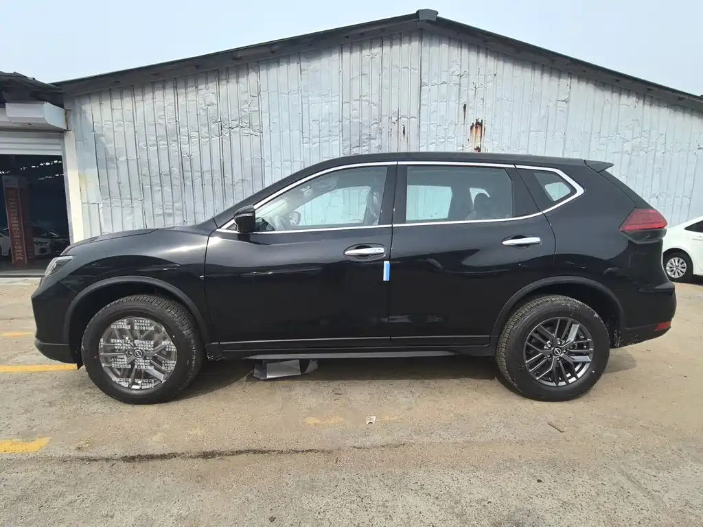 Nissan X-Trail 2025 2.0L Lead