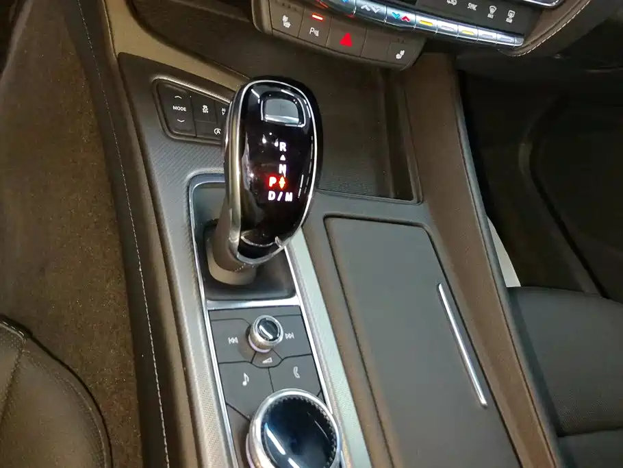 Cadillac CT5 — миниатюра 16