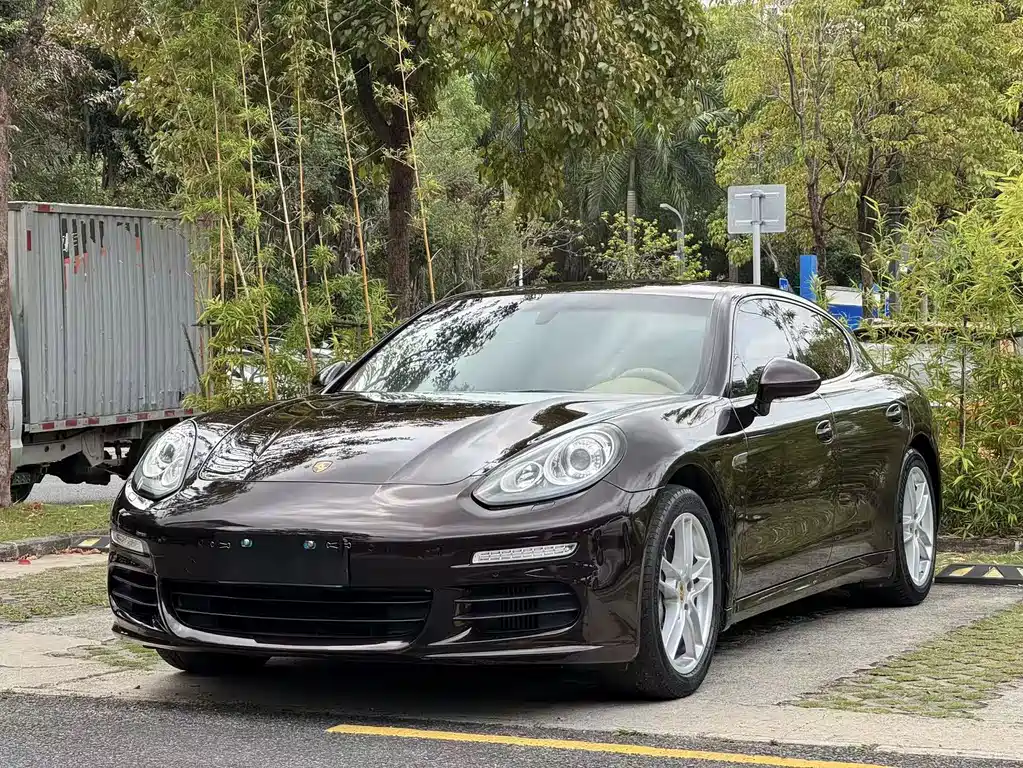 Porsche Panamera 2016