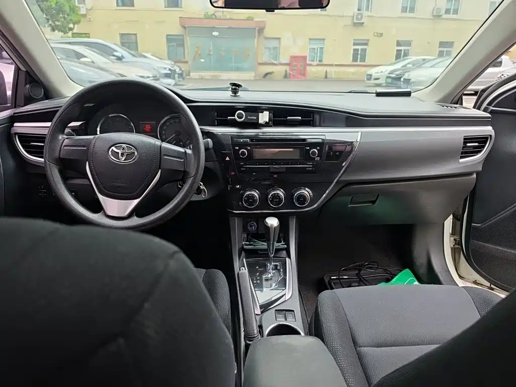 Toyota Corolla — миниатюра 5