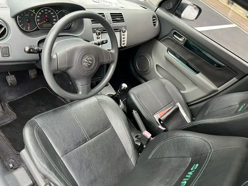 Suzuki Swift — миниатюра 6