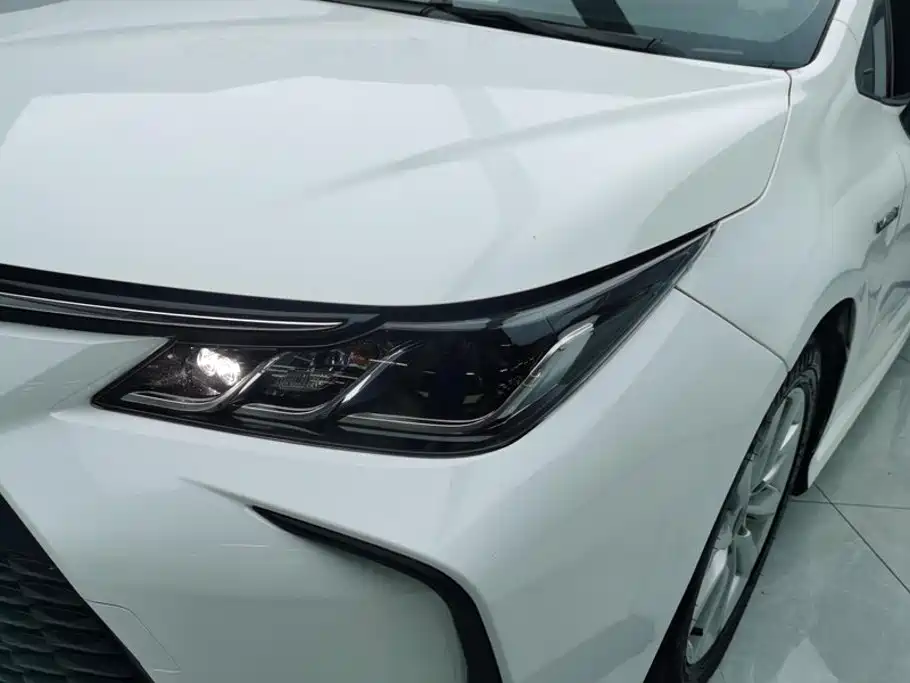 Toyota Corolla — миниатюра 5
