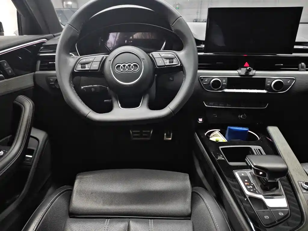 Audi A4L — миниатюра 5
