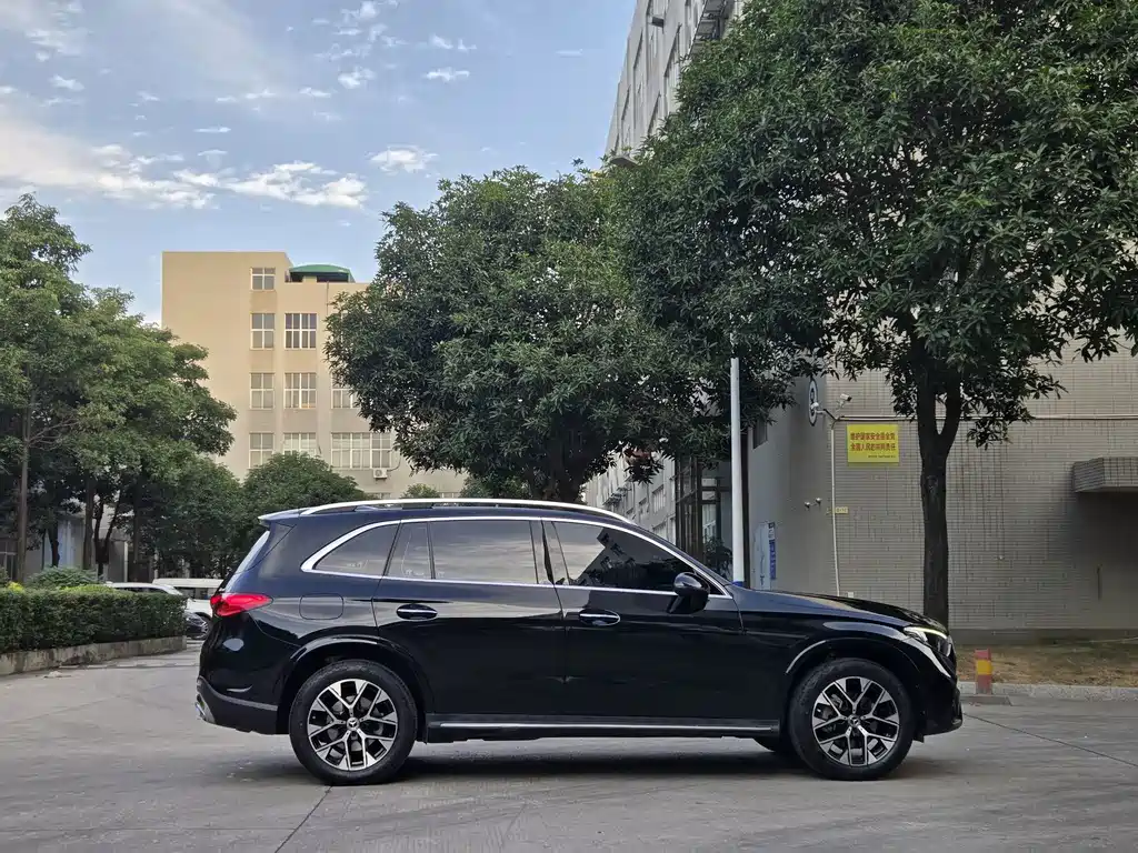 Mercedes-Benz GLC — миниатюра 4