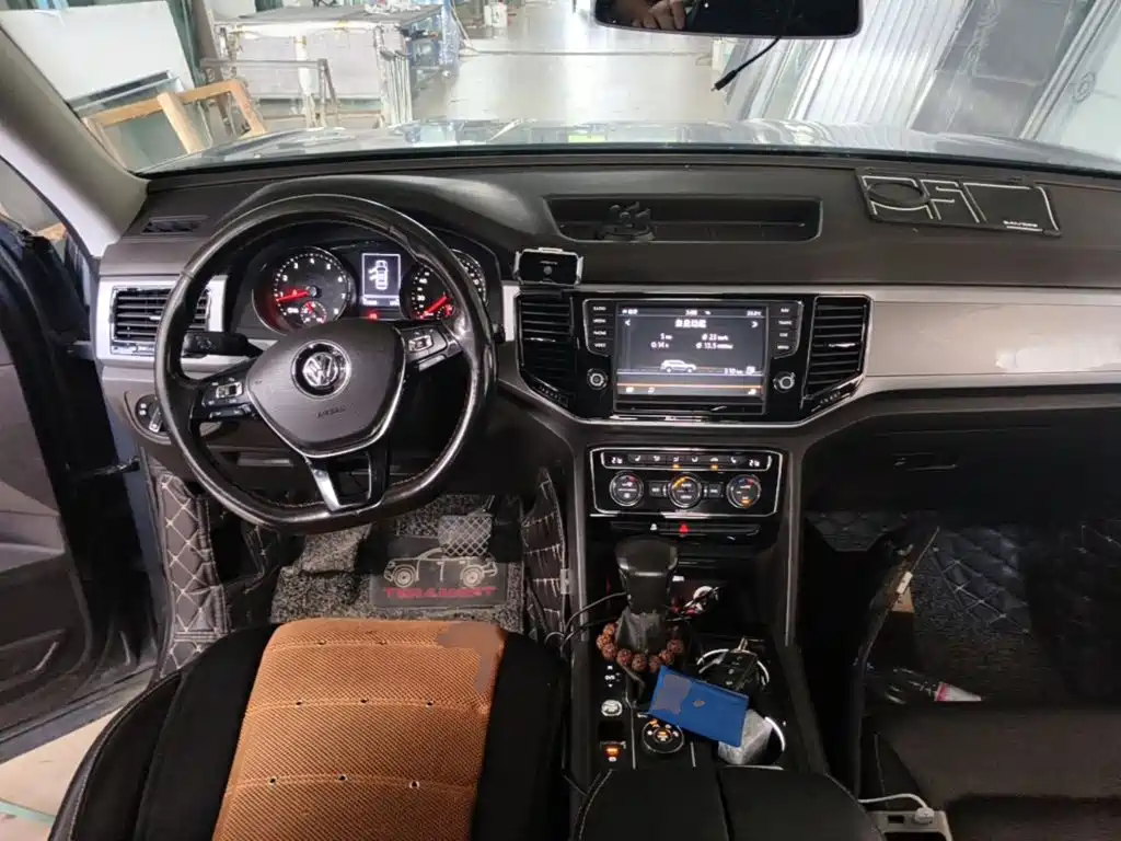 Volkswagen Teramont — миниатюра 5