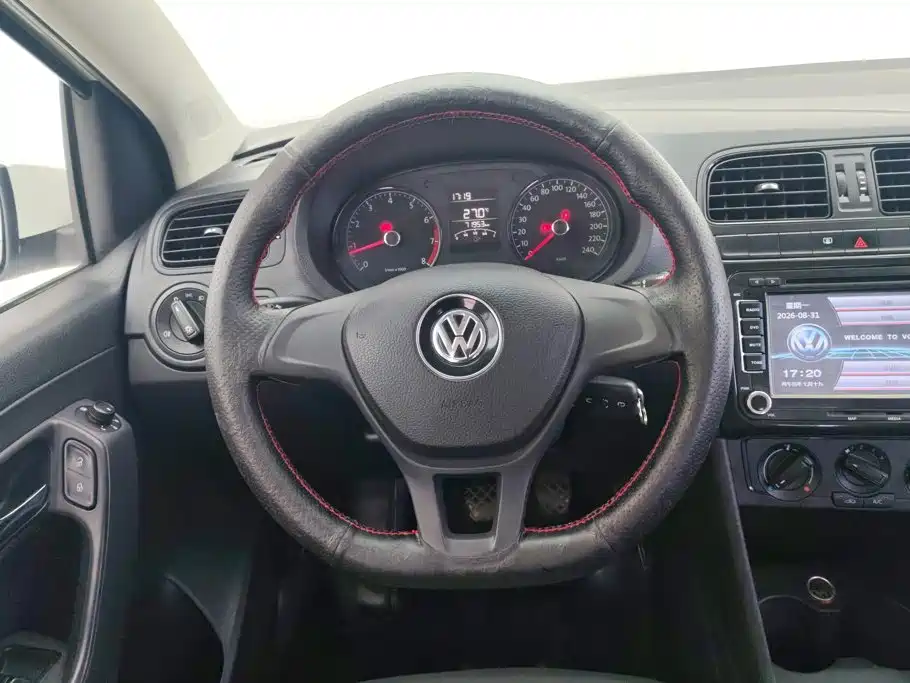 Volkswagen Polo — миниатюра 15