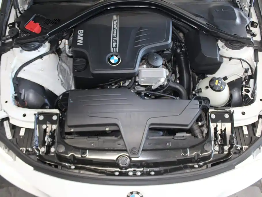 BMW 3 Series — миниатюра 14