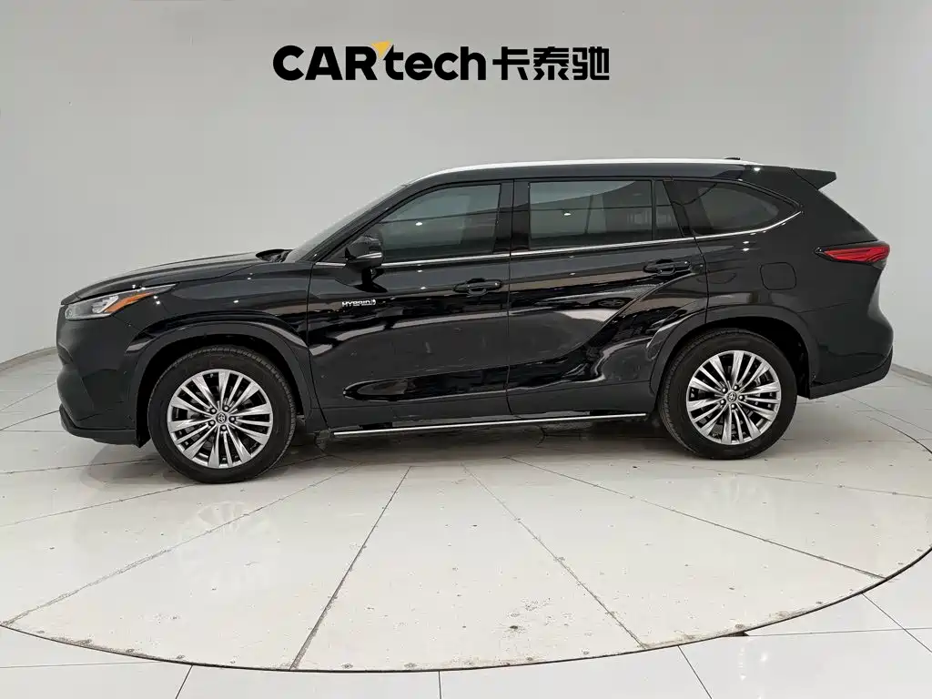 Toyota Highlander — миниатюра 8