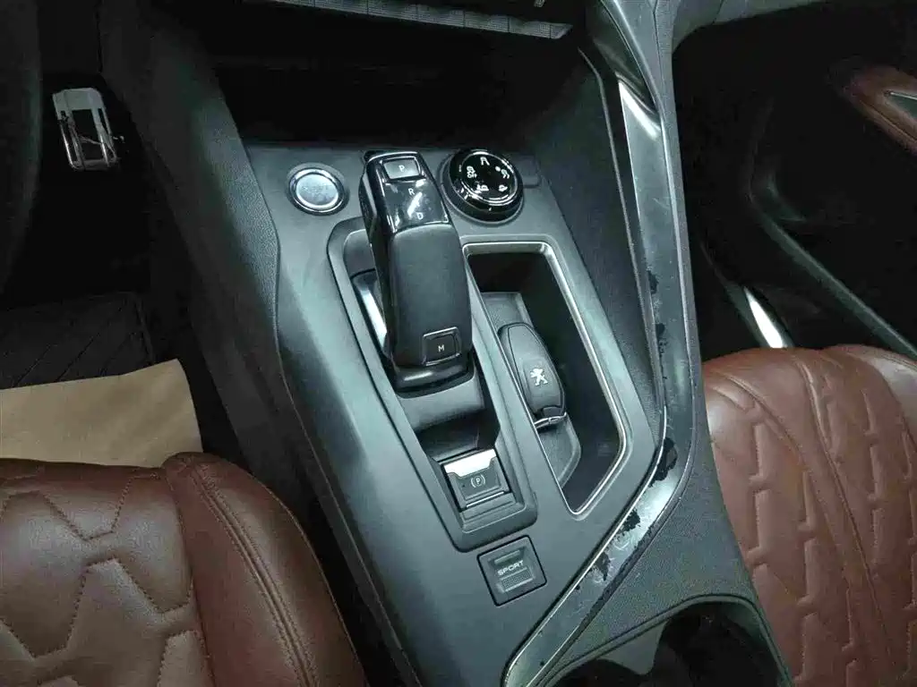 Peugeot 4008 — миниатюра 15
