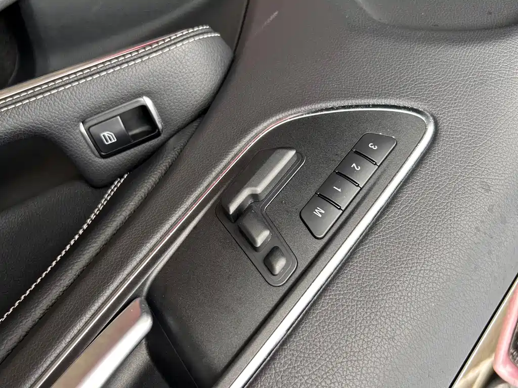 Mercedes-Benz A-Class (Import) — миниатюра 15