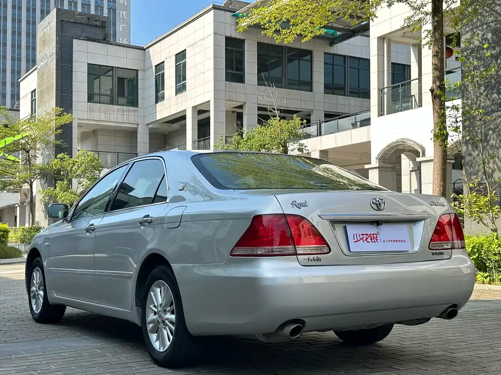 Toyota Crown 2005 3.0L Royal